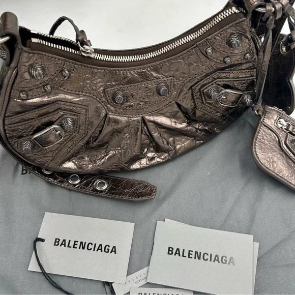 Women’s Balenciaga LE CAGOLE XS metallic leather shoulder bag - Picture 11 of 16